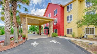 Wildwood Inn