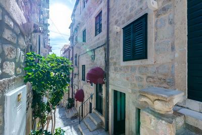 Pavisa Old town rooms