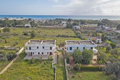 Le Bianche Apt 4 - Terrace near the Sea