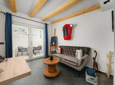 Apartment With Scenic View