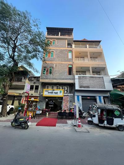 Unique Hotel Management Service