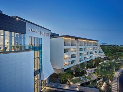 Grand Josun Hill Suite