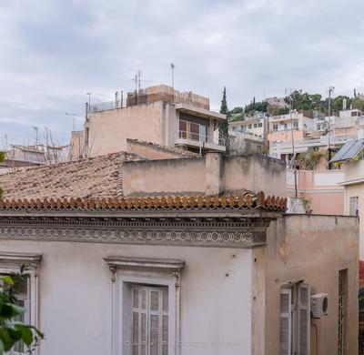 Brand new apartment touching Acropolis