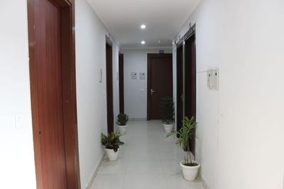 Aura Luxury Studio Near Artemis Hospital