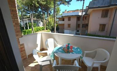 Comfortable Flat With Balcony for 9 Guests in Lignano Sabbiadoro