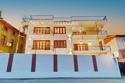 Treebo Vitasta Villa