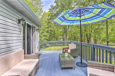 Hot Tub & 2 Game Rooms: Family Poconos Getaway!