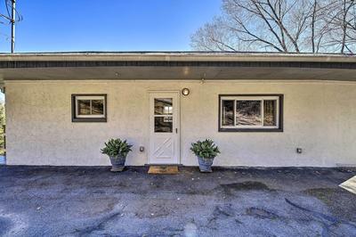 Kingsport 'boone Lake Hideaway' w/ Deck & Views!