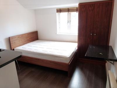 City of London Studio Apartment Studio16