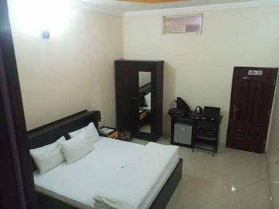 Towlab Hotel & Suites