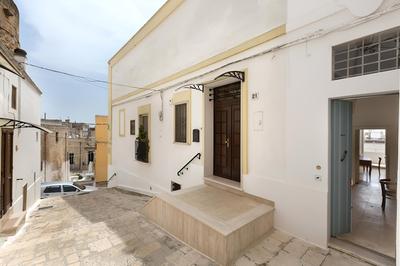 3082 Palazzo Mazziotti by Perle di Puglia