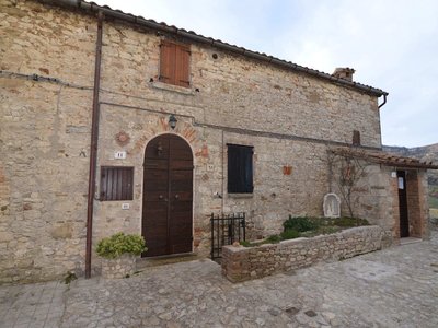 Apartment in Petrella Guidi With Garden Views