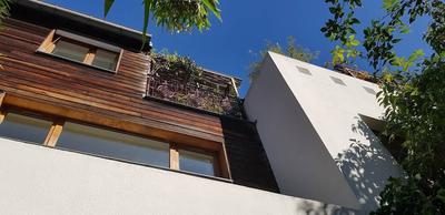 Stunning Architect House with courtyard