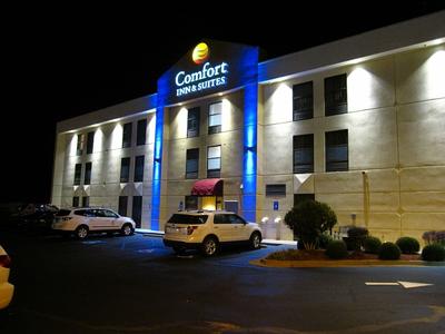 Comfort Inn & Suites LaGrange East