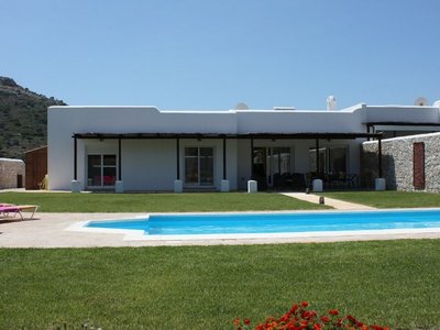 Villa Olympos Close to Anthony Quinn Bay