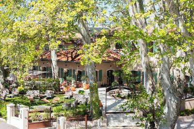 Hôtel et Restaurant La Bastide Bourrelly – Mathias Dandine