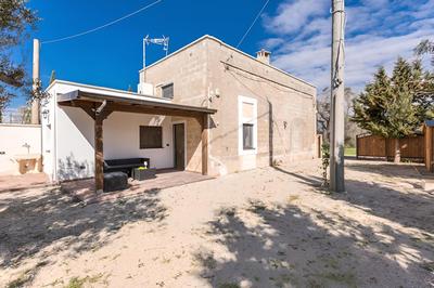 3775 Villetta Mora by Barbarhouse