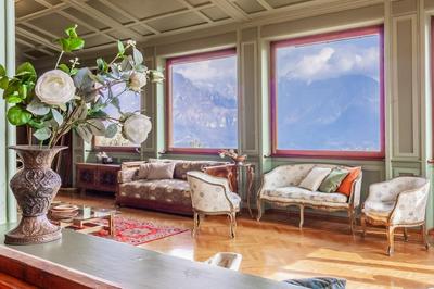 Family Villa With Stunning Lake View by Wonderful Italy