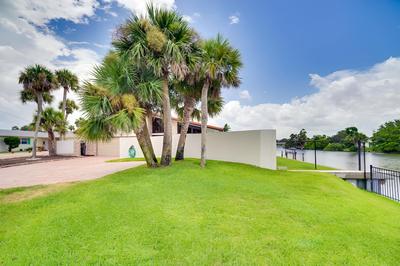 Cocoa Beach House on Banana River: Walk to Ocean!
