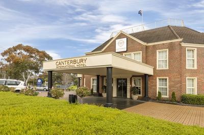 Canterbury International Hotel
