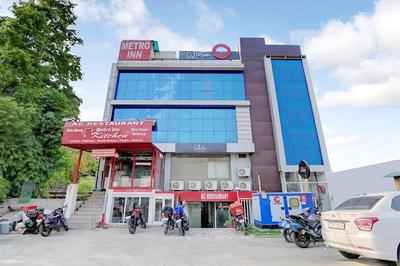 Collection O 30079 Indira Nagar