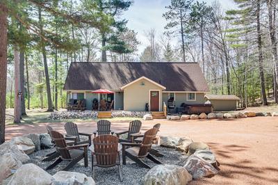 'northwood Tours Escape': Hot Tub & Lake Access!