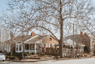 Spacious Townhome in St. Louis