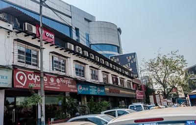 OYO 328 Hotel Royal Grand