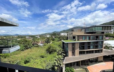 6 Avenue Surin by Lofty