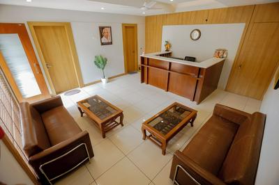 Hotel Mukut Mani Govardhan