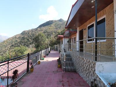 OYO 28838 Brv Resorts