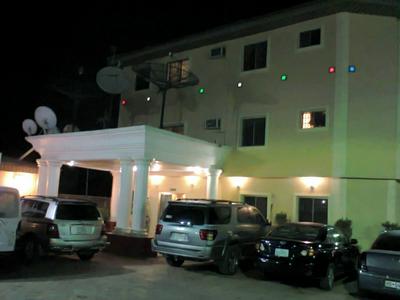 Exclusive Isno Hotel