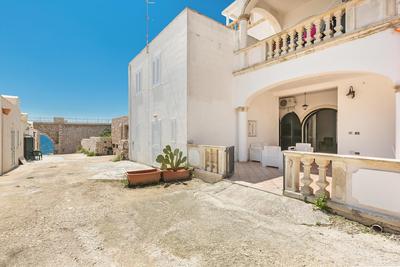 3388 Scali di Leuca by Barbarhouse