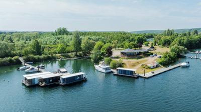 L'Escale Royale Port Ilon Seine Giverny
