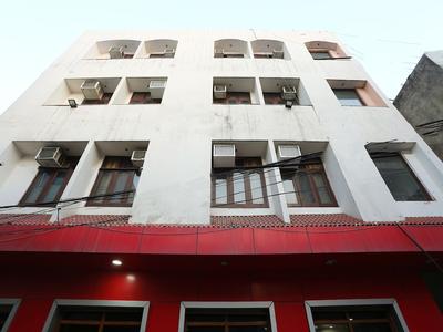 OYO 22689 Hotel United Inn