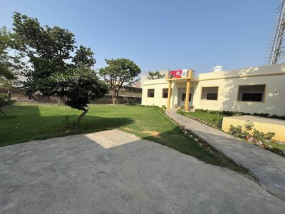 ThE MeHrOtRa ReSoRt