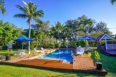 The Black Pearl Beach Side Apartments