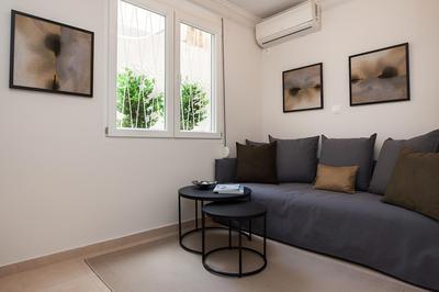 The Kipseli Suite Sophisticated Cozy apt