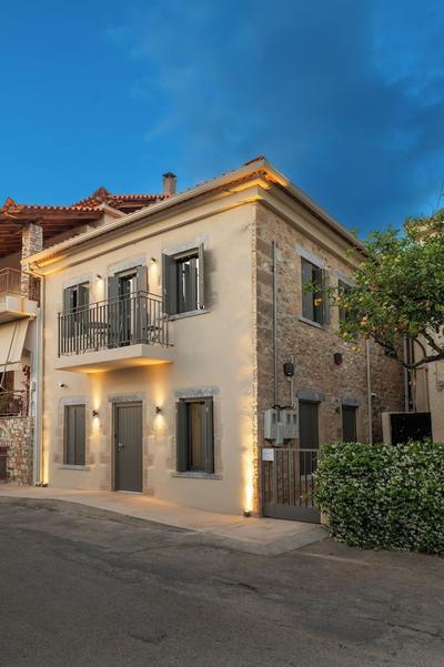 Cardamilia Suites