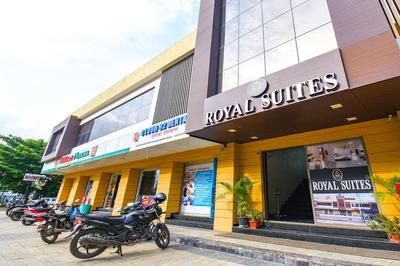 Fabhotel Royal Suits