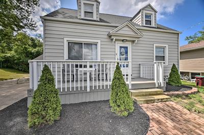 Orchard Park Home < 2 Mi to Highmark Stadium!