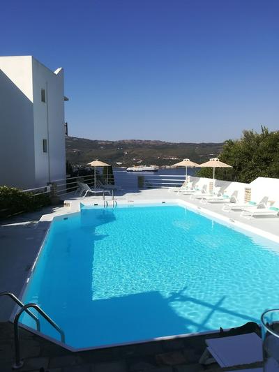 Scorpios Hotel & Suites