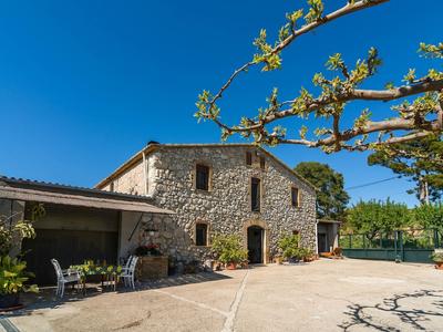 Luxurious Mansion in la Múnia With Swimming Pool and Views