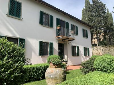 Castellinuzza, Photo 2