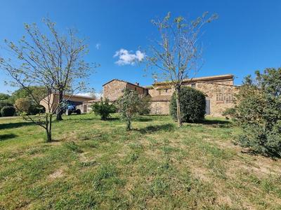Tasteful Countryside Stay