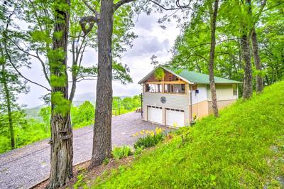 Mtn Treehouse w/ Fire Pit, Breathtaking Views