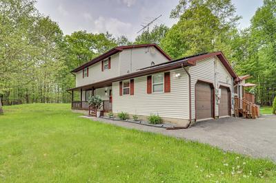 Long Pond Home w/ Hot Tub ~ 8 Mi to Kalahari!