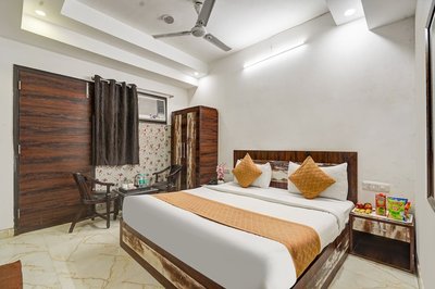 Hotel Aerotech  Near Delhi Airport