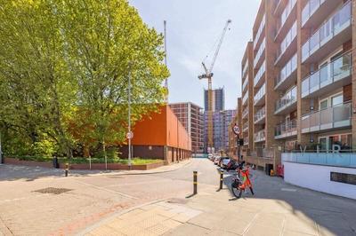 The Nine Elms Lane Arms - Stunning & Bright 2bdr Flat With Balconies