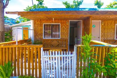 Mabuhay Thresher Dive Resort by Cocotel